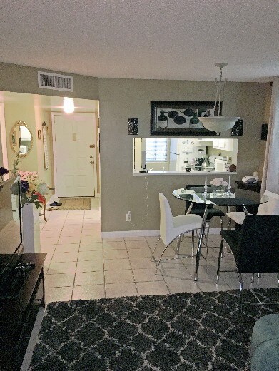 Building Photo - 3138 Via Poinciana