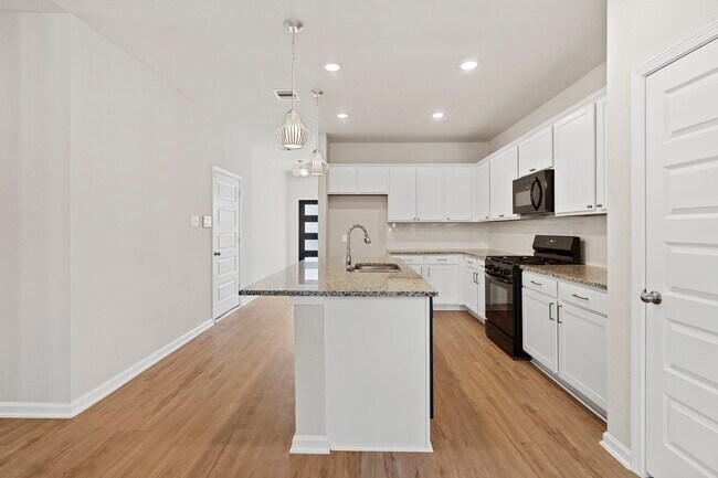 Building Photo - 3338 Brushy Marsh Dr