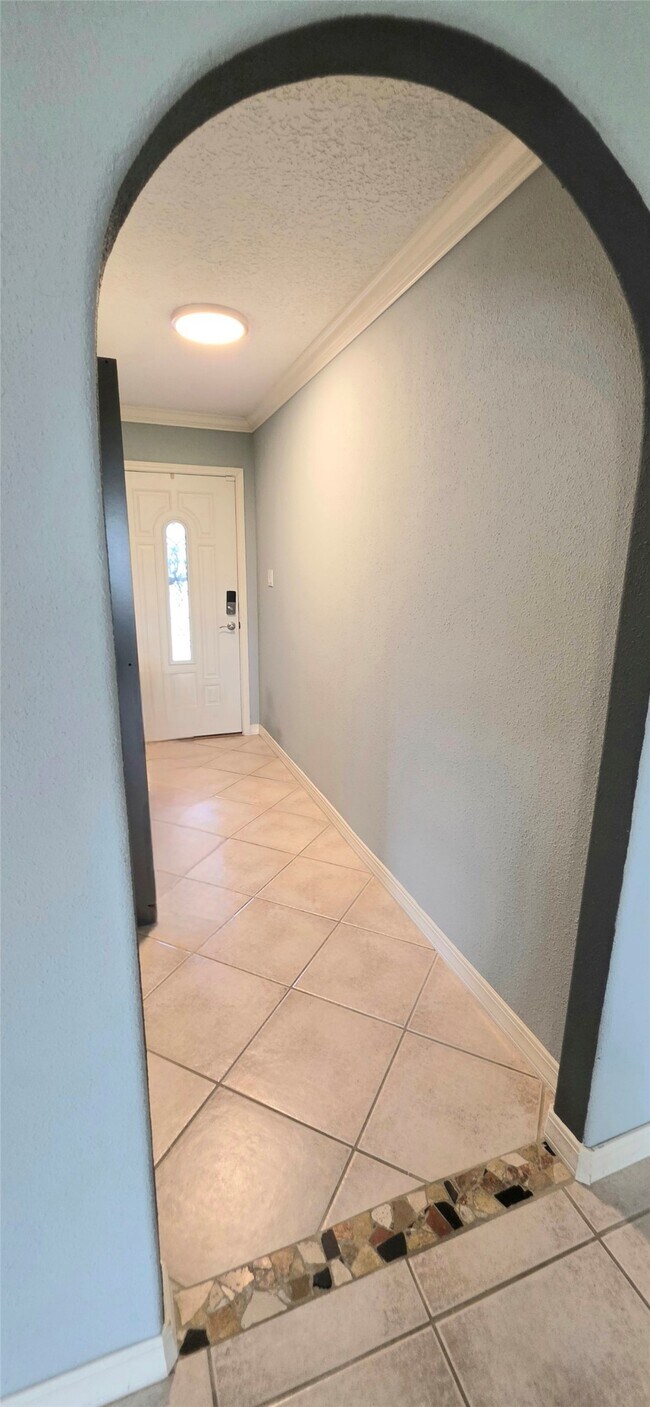 Building Photo - 13882 Foxford Way