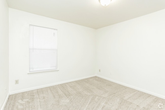 Bedroom - Mission Woods