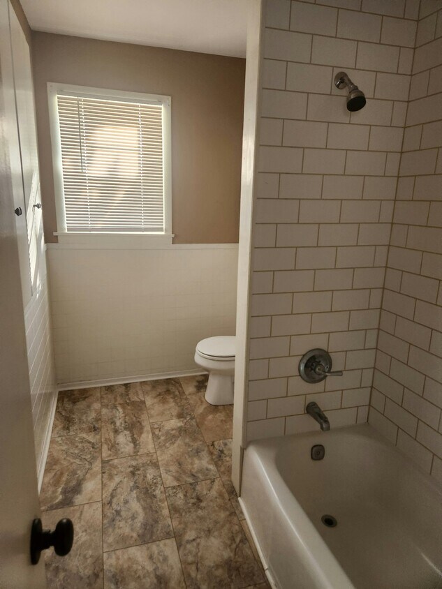 Foto del edificio - 403 Thomas St