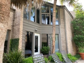 Building Photo - 5003 Yoakum Blvd