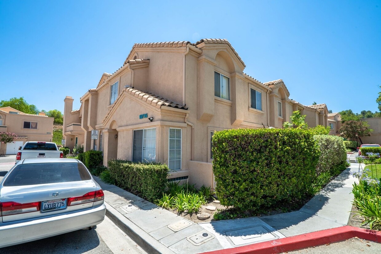 18716 Vista del Canon