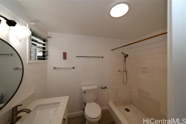 Building Photo - 1549 Molina St