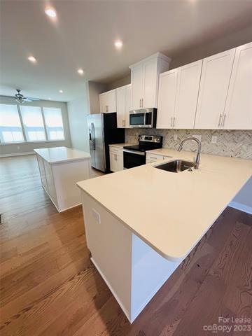 Foto del edificio - 646 Uwharrie River Rd