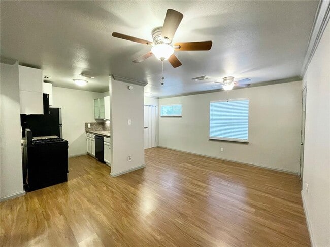 Foto del edificio - 1307 Willard St