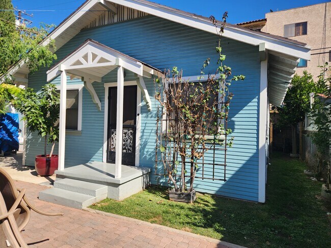 Foto del edificio - 612 Coronado Ave