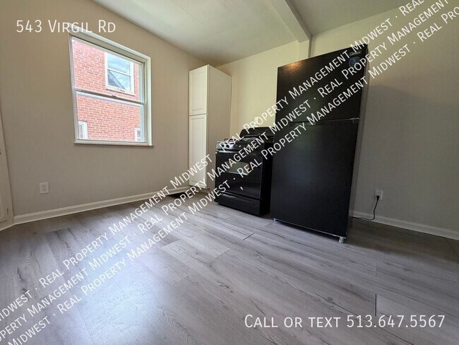 Foto del edificio - 543 Virgil Rd