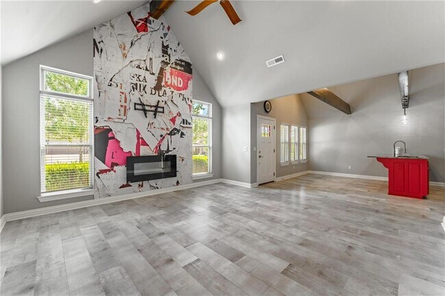 Foto del edificio - 3210 SW Hillstone Ave