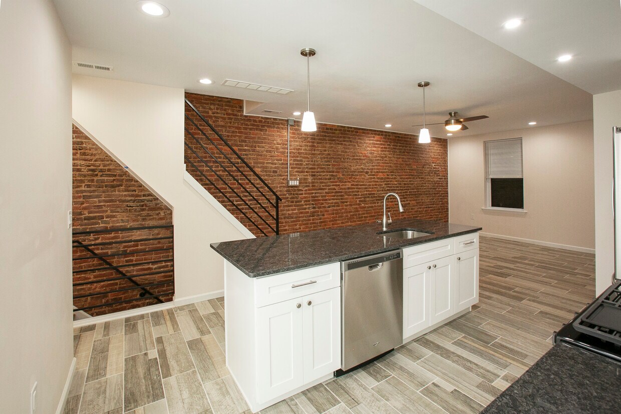 Kitchen - 1319 N Howard St