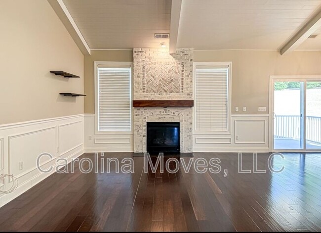 Photo - 225 Wiscasset Way House