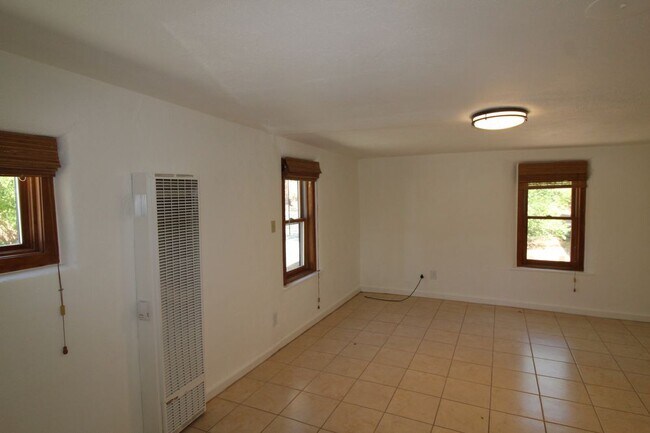 Building Photo - 227A Rosario Blvd