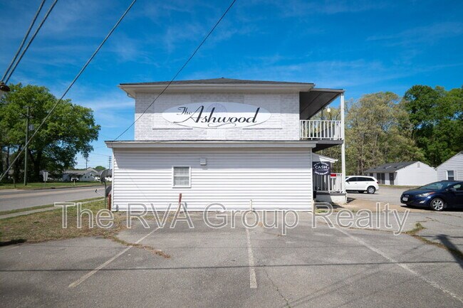 Foto del edificio - 3805 Woodlawn St
