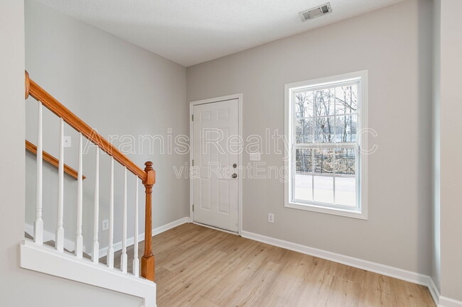 Building Photo - 129 Prospect Path