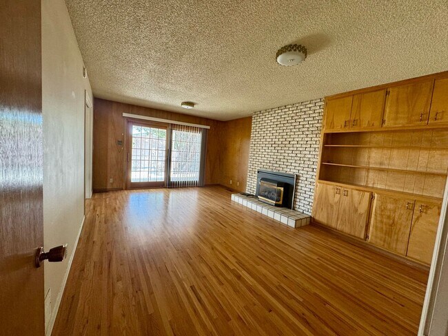 Foto del edificio - Well-maintained Northeast Gem!