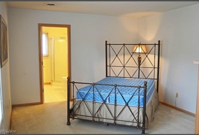 Building Photo - 16548 Sunwood Oval