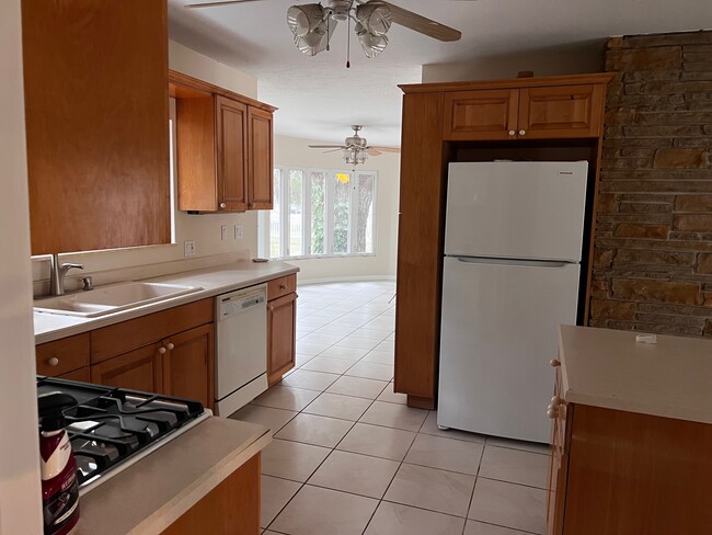 Building Photo - 2501 Keystone Ct N