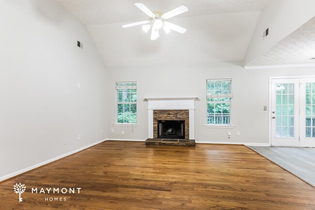 Building Photo - 425 Misty Brook Ct