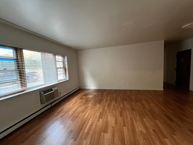 Foto del edificio - 475 Elm Street
