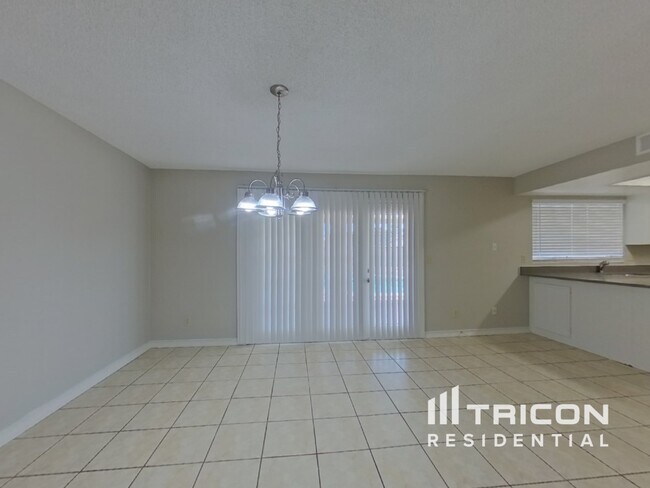 Foto del edificio - 17221 North Paradise Park Drive Phoenix AZ