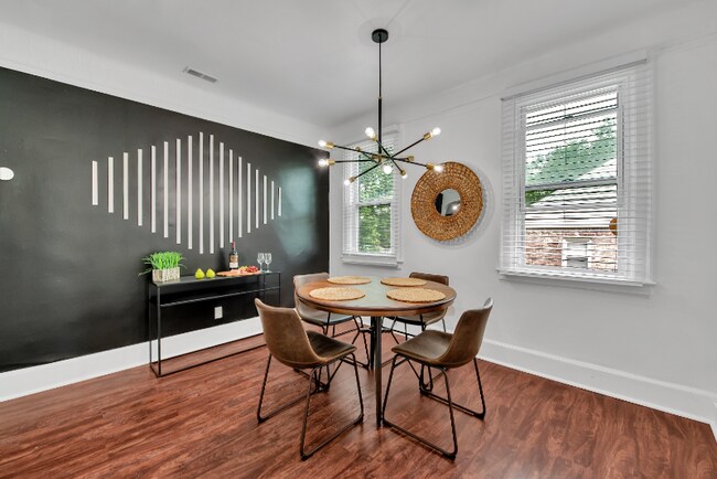 Foto del edificio - 17337 Quincy St