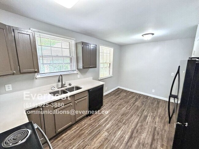 Foto del edificio - 288 Haynes Park Dr