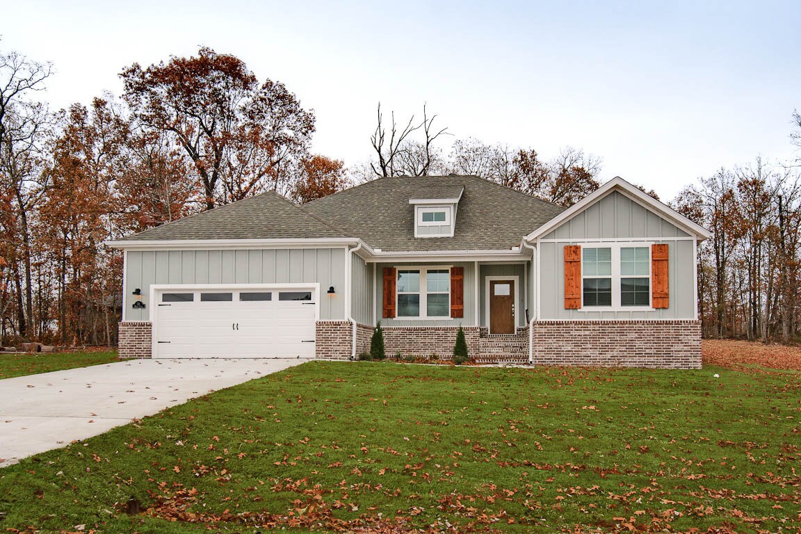 Primary Photo - 2 Rothbury Ln