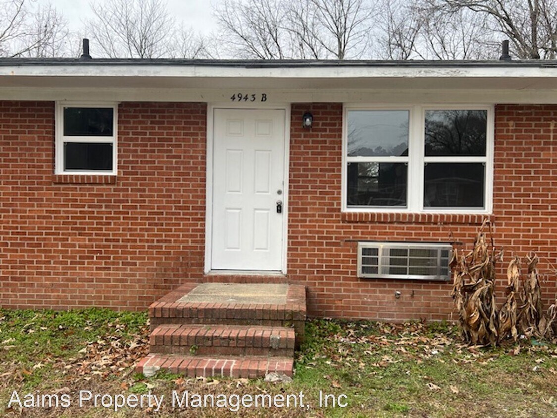 Primary Photo - 1 br, 1 bath House - 4943-B Fieldcrest Drive