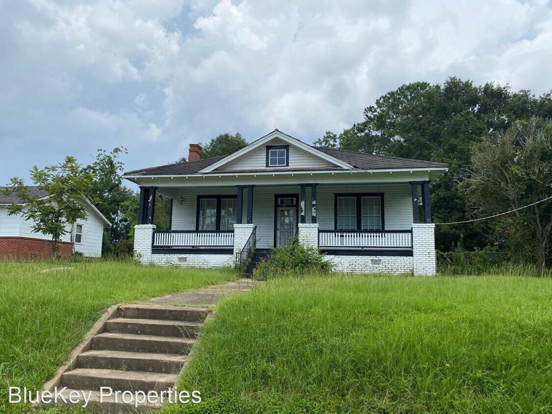 Foto principal - 3 br, 2 bath House - 241 Montgomery Street