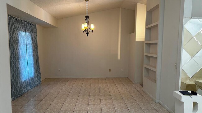 Building Photo - 7048 Drury Ln