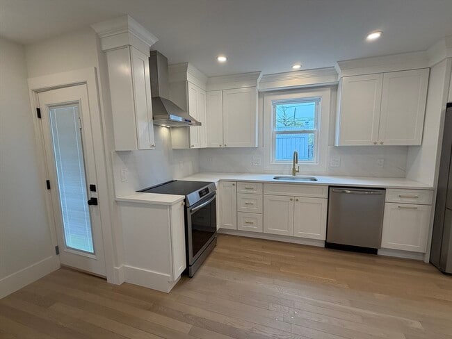 Foto del edificio - 7 Bennett St