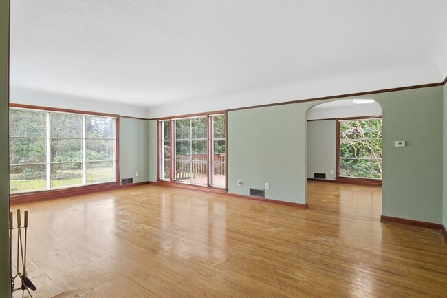 Foto del edificio - 8131 Veterans Dr SW