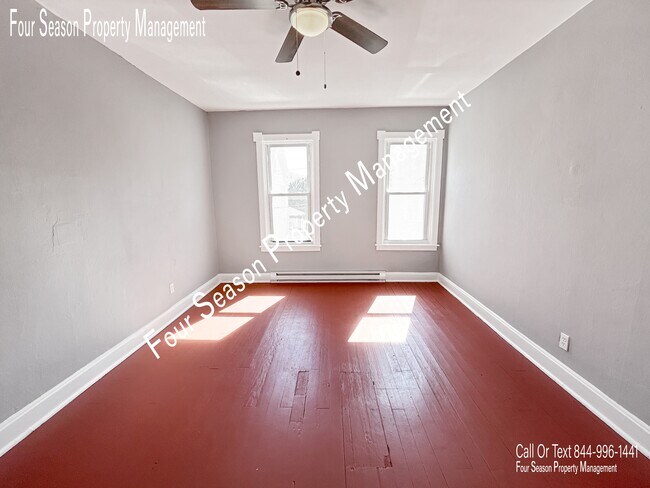 Foto del edificio - 116-118 Elm St