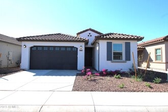 Building Photo - 9339 W Glenrosa Ave
