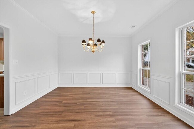 Foto del edificio - 2467 Bittersweet Cir