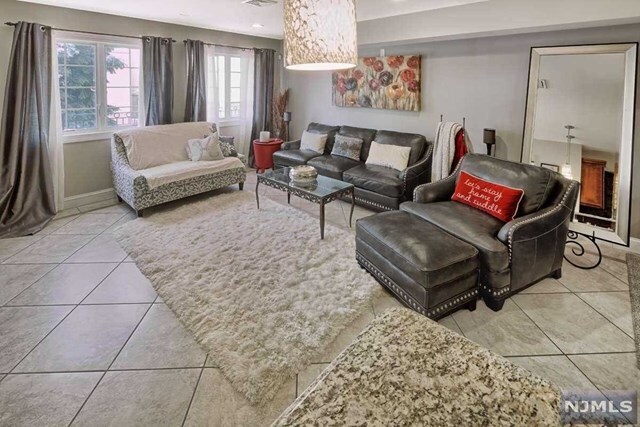 Foto del edificio - 124 68th St