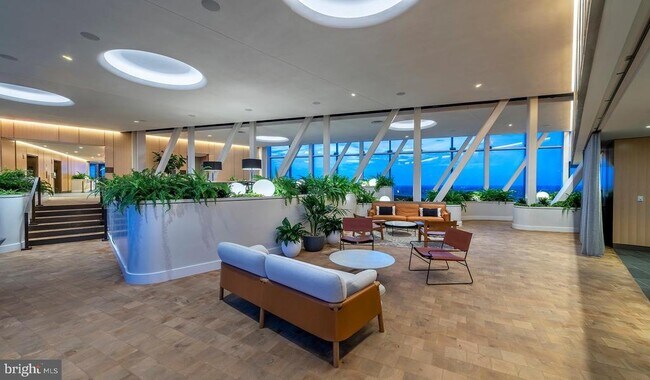 Foto del edificio - 4710 Elm St