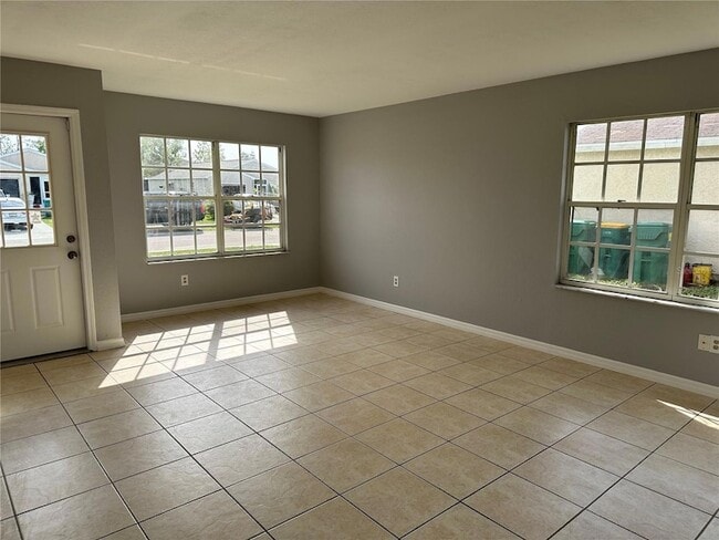 Building Photo - 425 Ricold Terrace