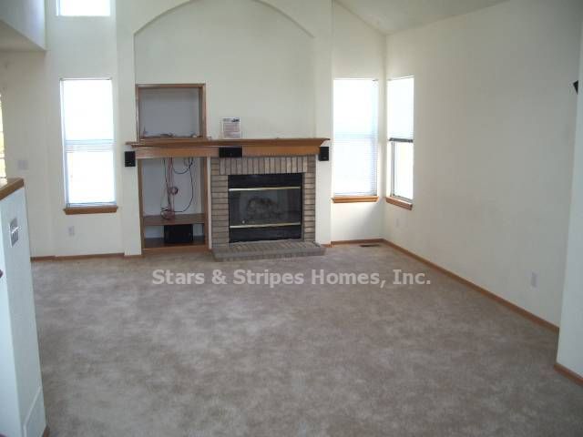 Building Photo - 10219 Garrison St