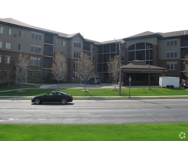 Building Photo - Gramercy Club of Edina