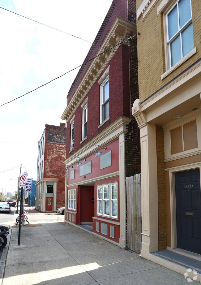 Building Photo - 1601 W Cary St