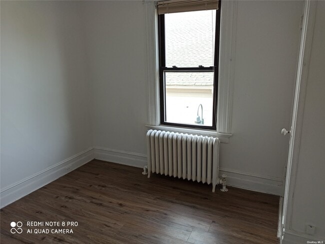 Building Photo - 28 S Carll Ave