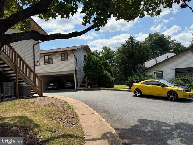 Foto del edificio - 4193 Meadowland Ct