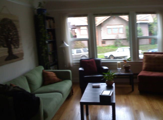 Living Room - Woodlawn Crest Apartments