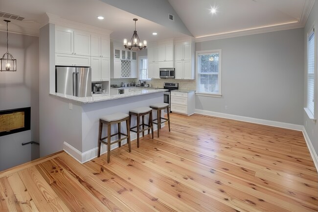 Foto del edificio - 203 W Waldburg St