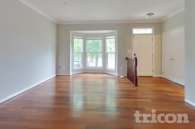 Building Photo - 7520 Burdette Way