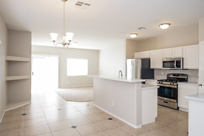 Foto del edificio - 5912 Crumbling Ridge St