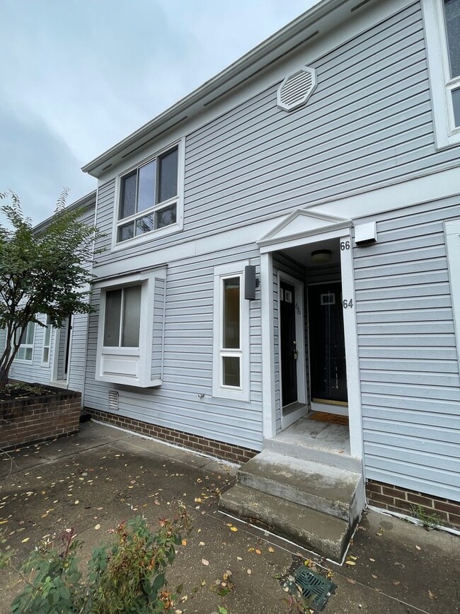Building Photo - 2 Bedroom/1 Bath in Brookland
