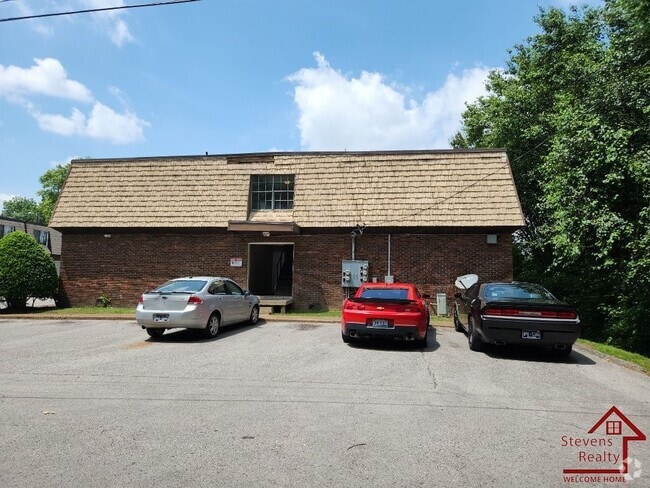 Building Photo - 441 Harding Pl