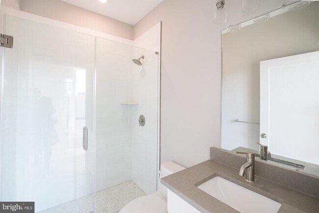 Foto del edificio - 720 N Preston St